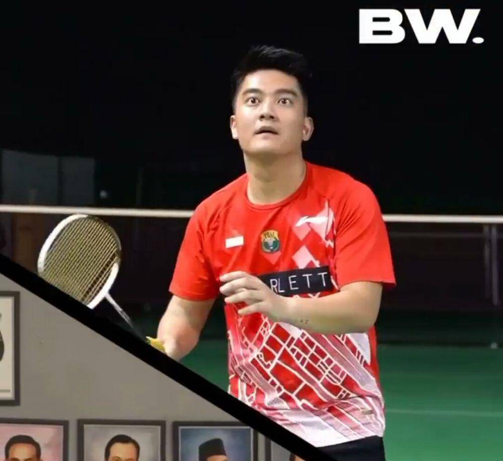 potret Boy William bermain badminton (instagram.com/boywilliam17)