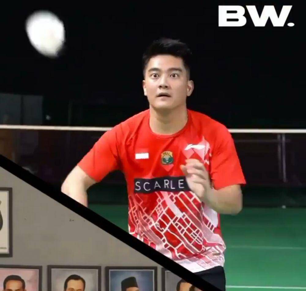 potret Boy William bermain badminton (instagram.com/boywilliam17)