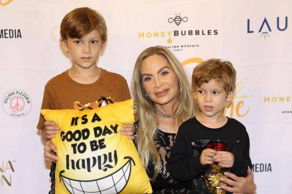 Lucian Augustus Coppola Cage, Christina Fulton, Sorin Reid Coppola Cage (instagram.com/officialchristinafulton)