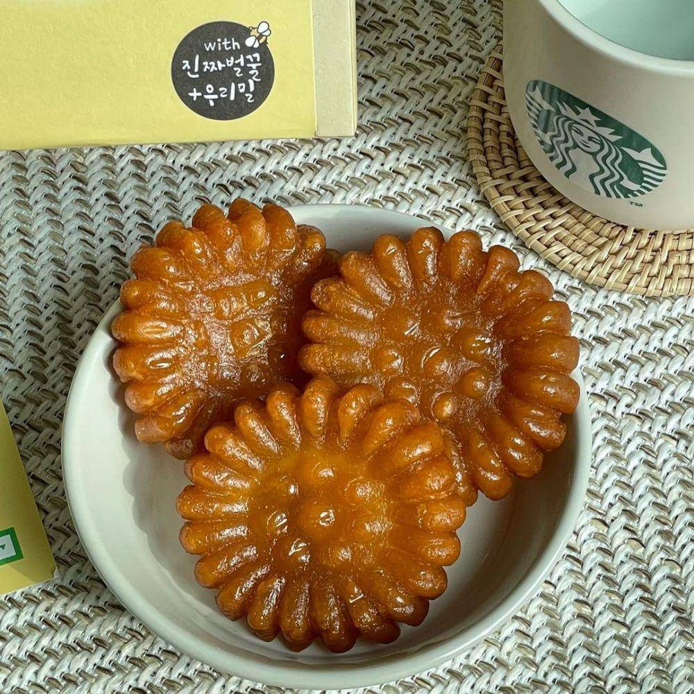 yakgwa (instagram.com/janggo_market)