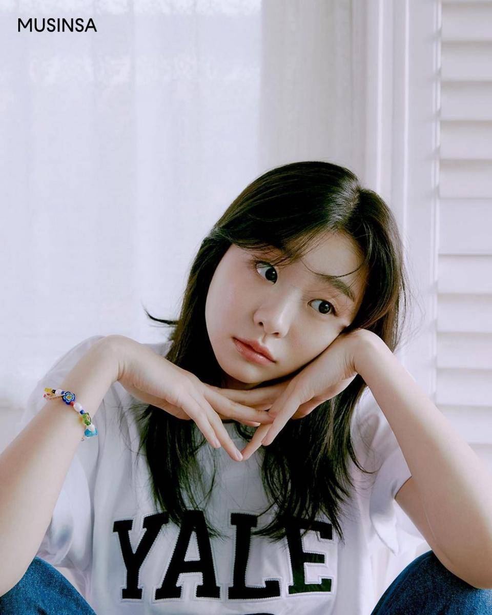 Kim Da Mi (instagram.com/d_a___m_i)