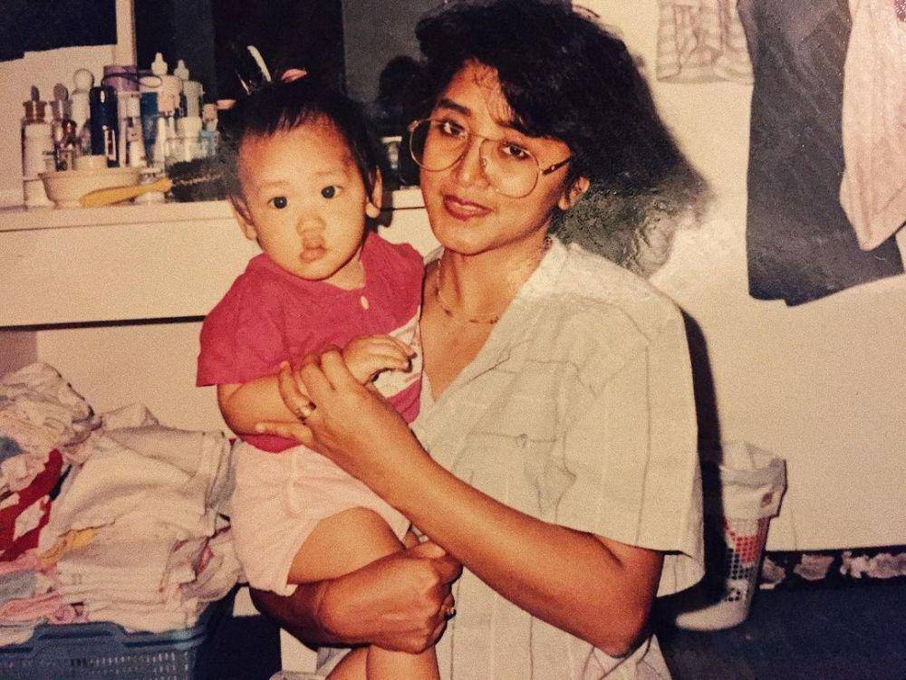 potret Afgan saat bayi bersama ibu (Instagram.com/afgan__)