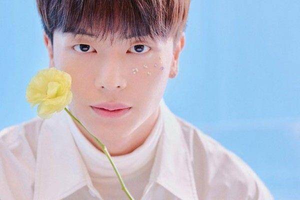 Teaser foto Yook Sung Jae album 'Be Together' (instagram.com/cube_official_btob)