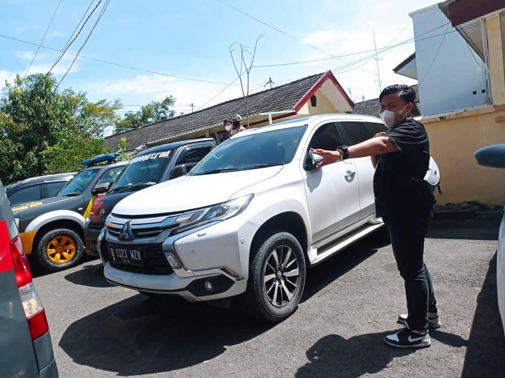Mobil dinas Bupati Bojonegoro Anna Mu'awanah yang hilang dicuri maling. Dok Istimewa