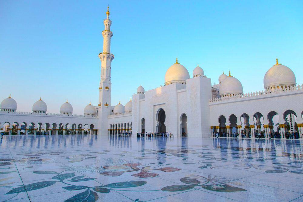 ilustrasi Masjid Agung Sheikh Zayed (pexels.com/Abid Bin Nazar)