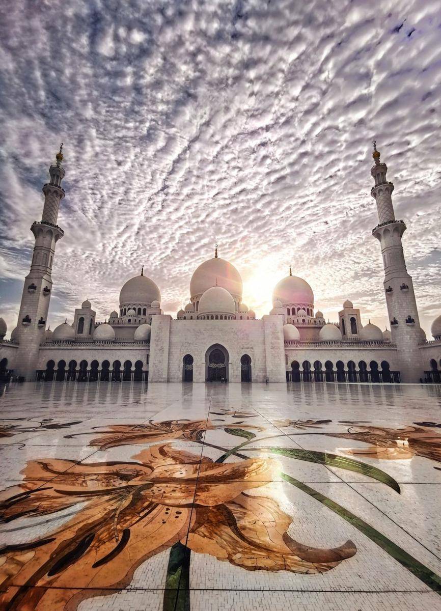 ilustrasi Masjid Agung Sheikh Zayed (pexels.com/Mohamad Tamer)