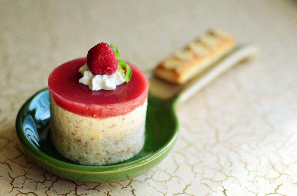 ilustrasi puding sari kacang merah (pexels.com/Na Urchin)