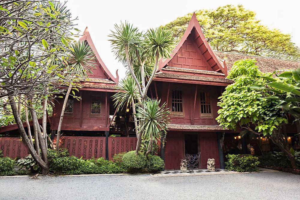 ilustrasi rumah tradisional Thailand (worldatlas.com)