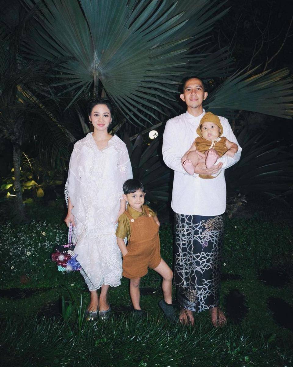 Andien (@agrasuseno via instagram.com/andienaisyah)
