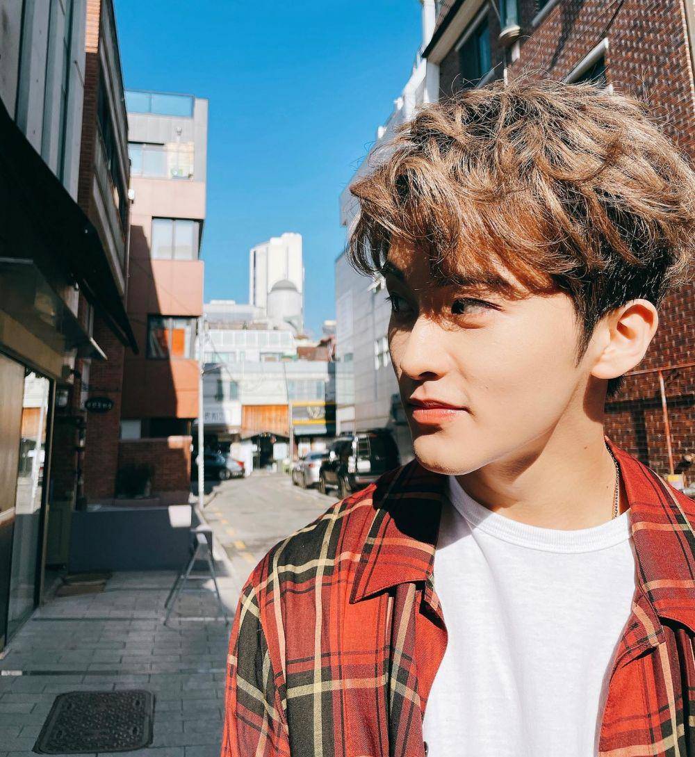 Mark NCT Dream (instagram.com/onyourm__ark)