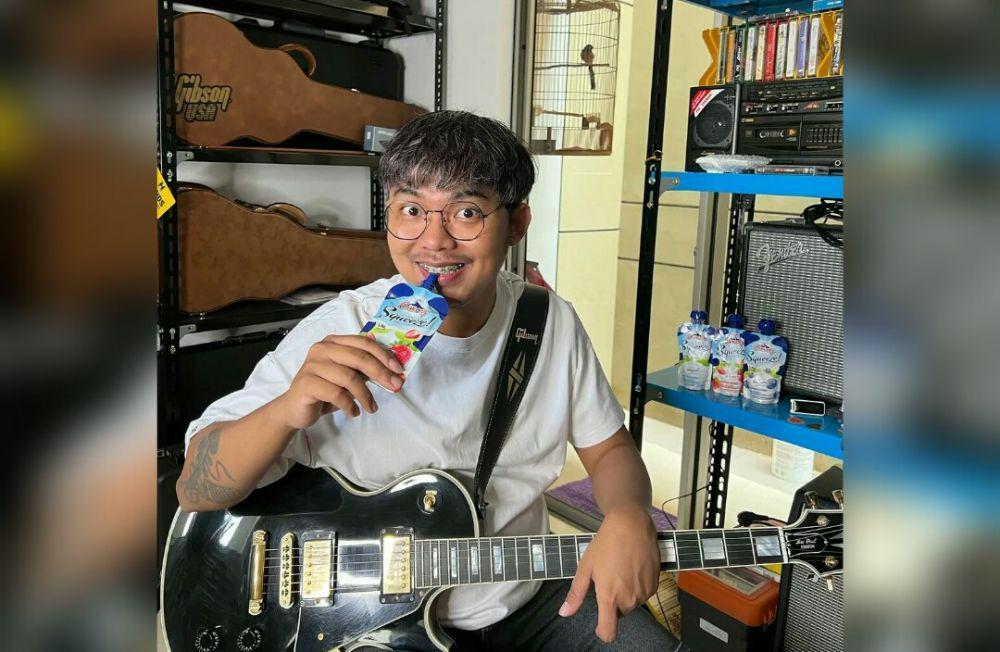 9 Momen Dodit Mulyanto Pamer Skill Bermain Gitar, Keren Pol!