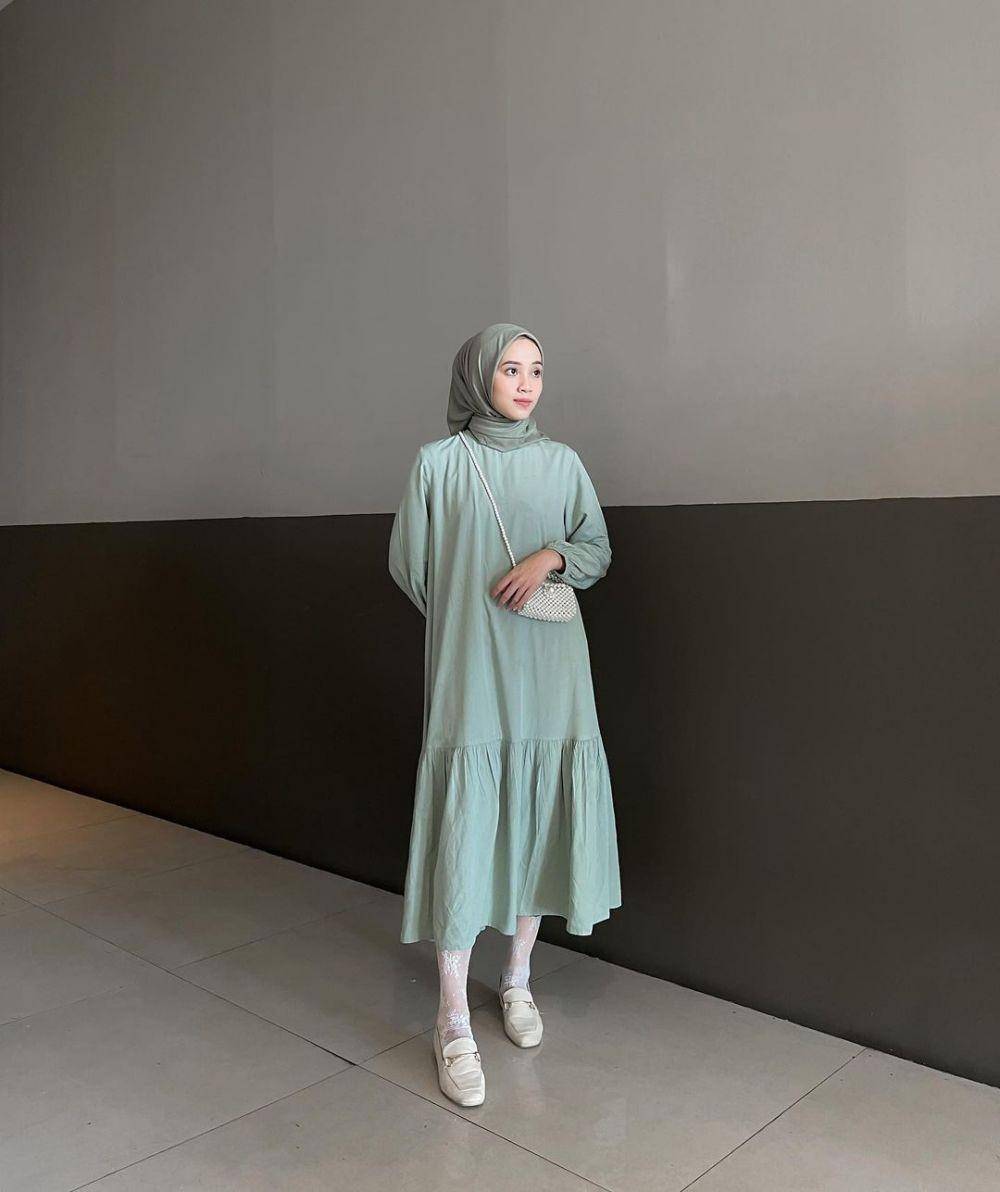 ide baju lebaran buat remaja (instagram.com/vinamaulina)