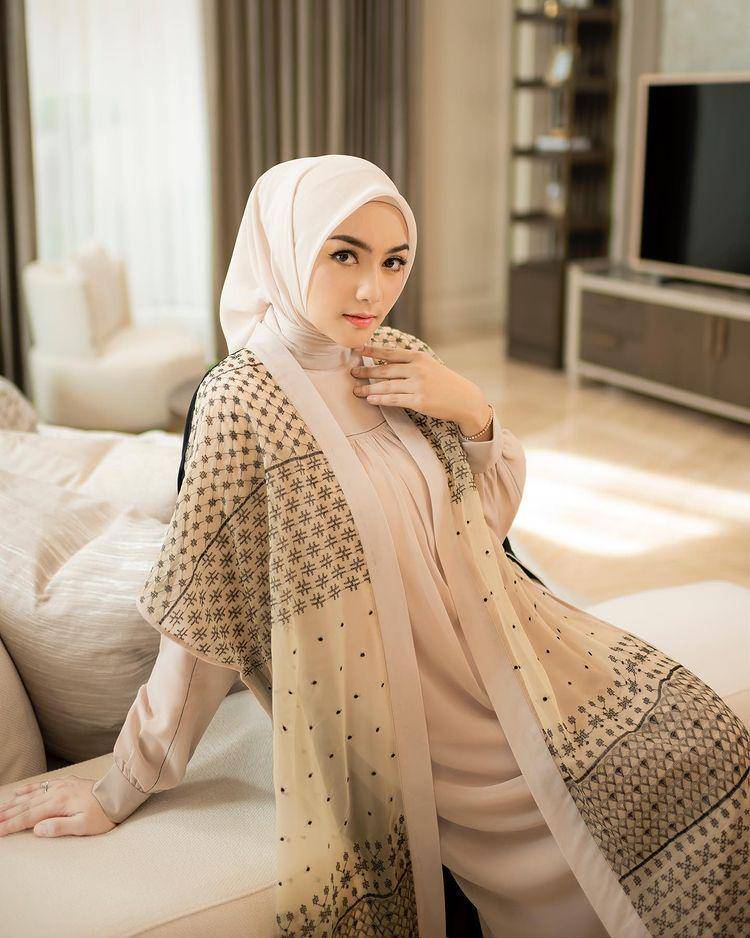 Citra Kirana (instagram.com/ citraciki)