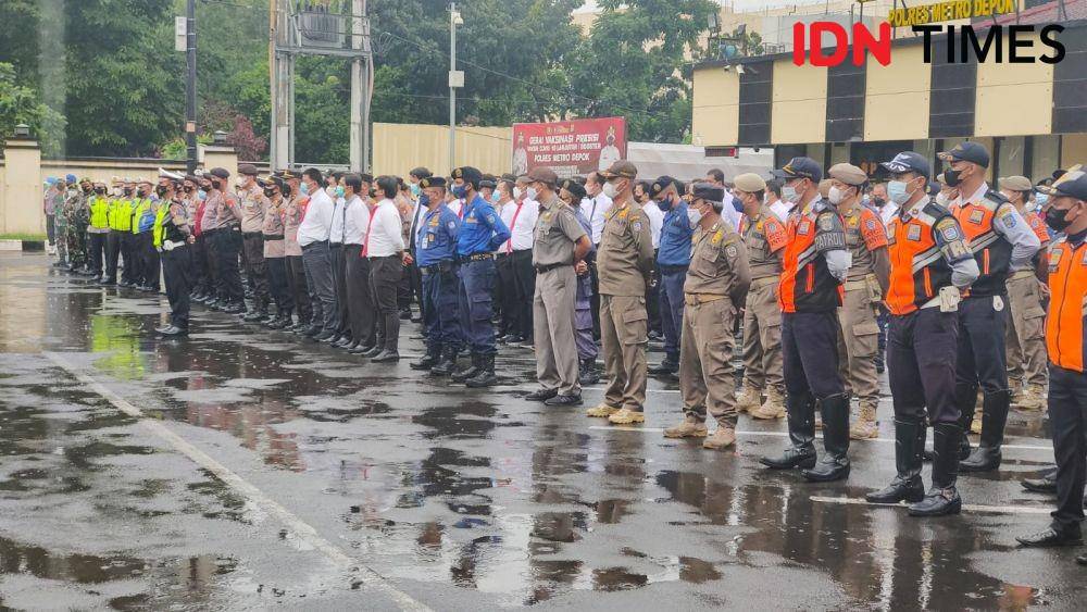 Apel gabungan operasi ketupat 2022 dilaksanakan di Polres Metro Depok. (IDNTimes/Dicky)