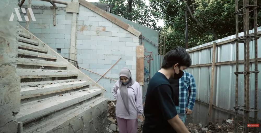 potret rumah baru Atta Aurel (YouTube.com/AH)