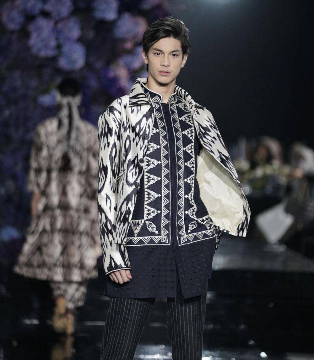 momen catwalk Eddy Meijer (instagram.com/eddy_mm)