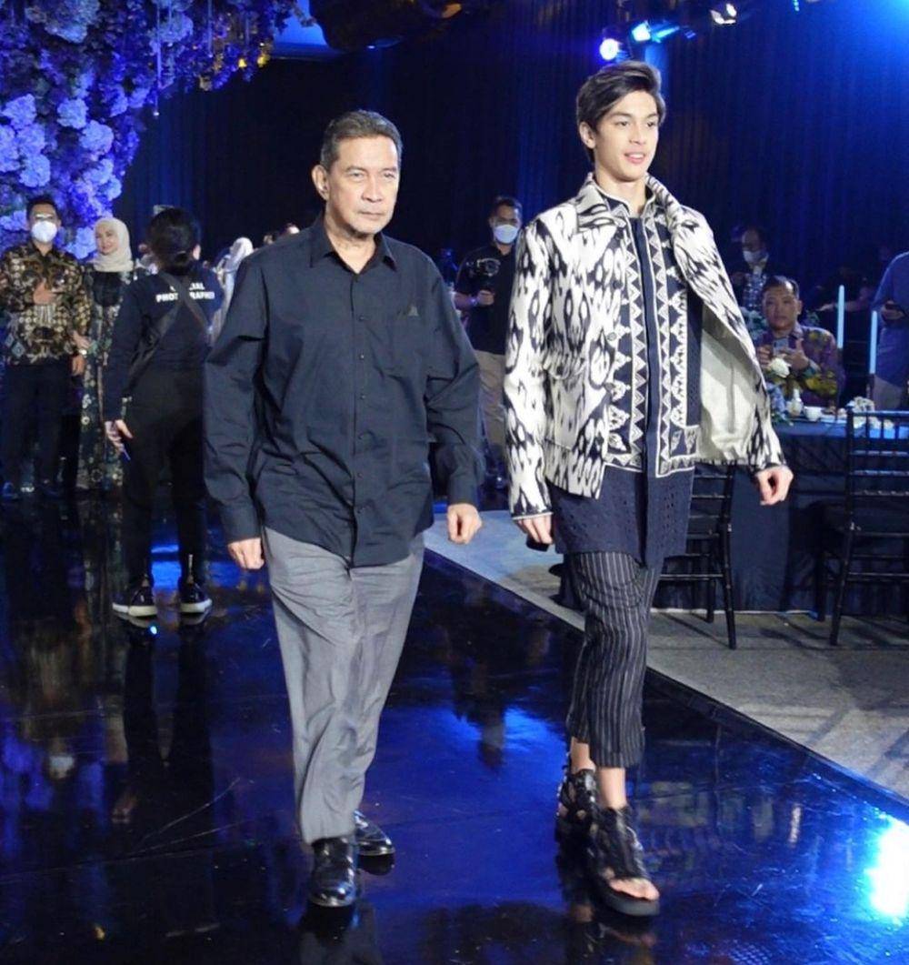 momen catwalk Eddy Meijer (instagram.com/eddy_mm)