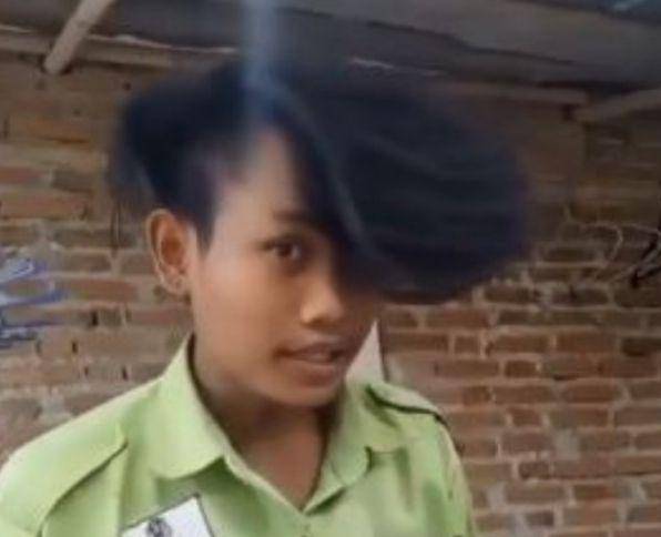 gaya rambut (instagram.com/wkwklandreal)