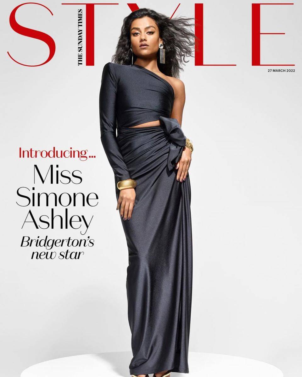 Simone Ashley (instagram.com/simoneasshley)