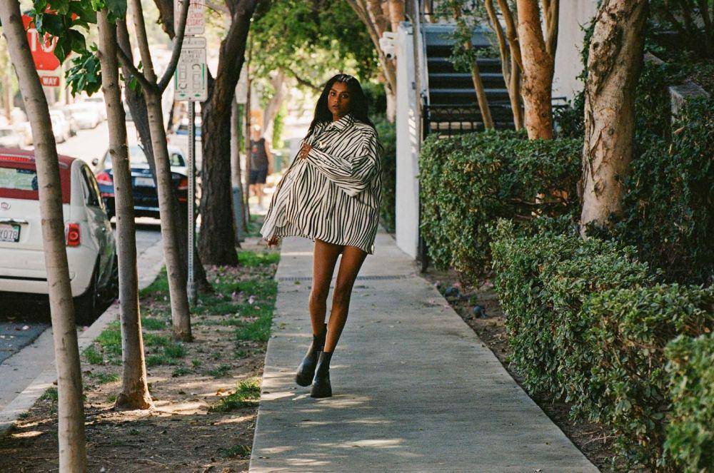 Simone Ashley (instagram.com/simoneasshley)