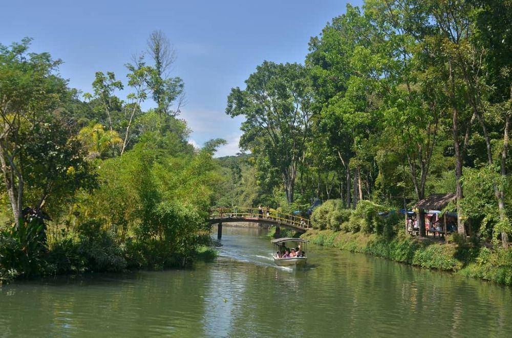 potret sungai di sekitar telaga Andeman di BoonPring (instagram.com/boonpringandeman)