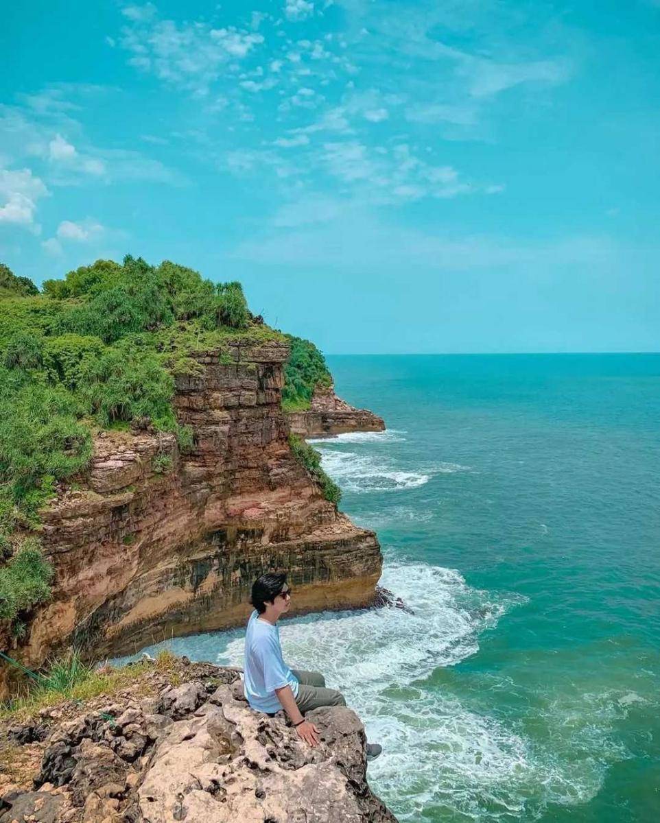 Pantai Ngetun (instagram.com/isnansyas)