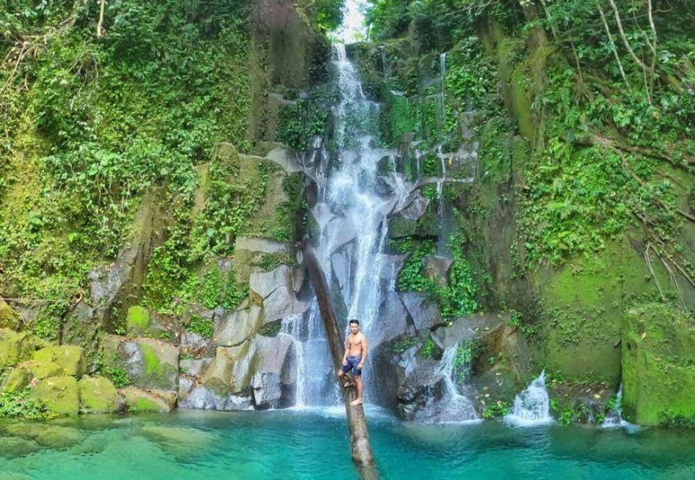 Air Terjun Siluman (instagram.com/travelingsumut)
