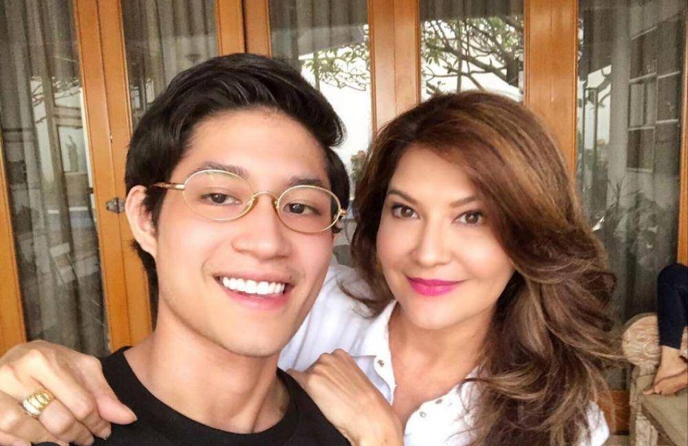 potret Teuku Rassya dan ibu (instagram.com/teukurassya)