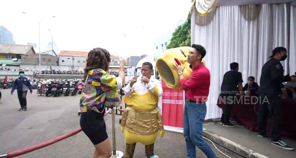potret totalitas Hotman Paris (youtube.com/TRANS TV Official)