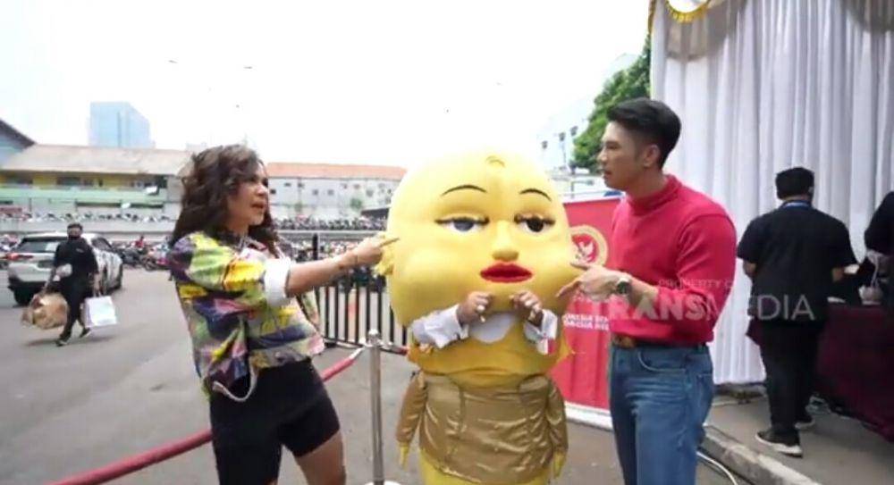 potret totalitas Hotman Paris (youtube.com/TRANS TV Official)