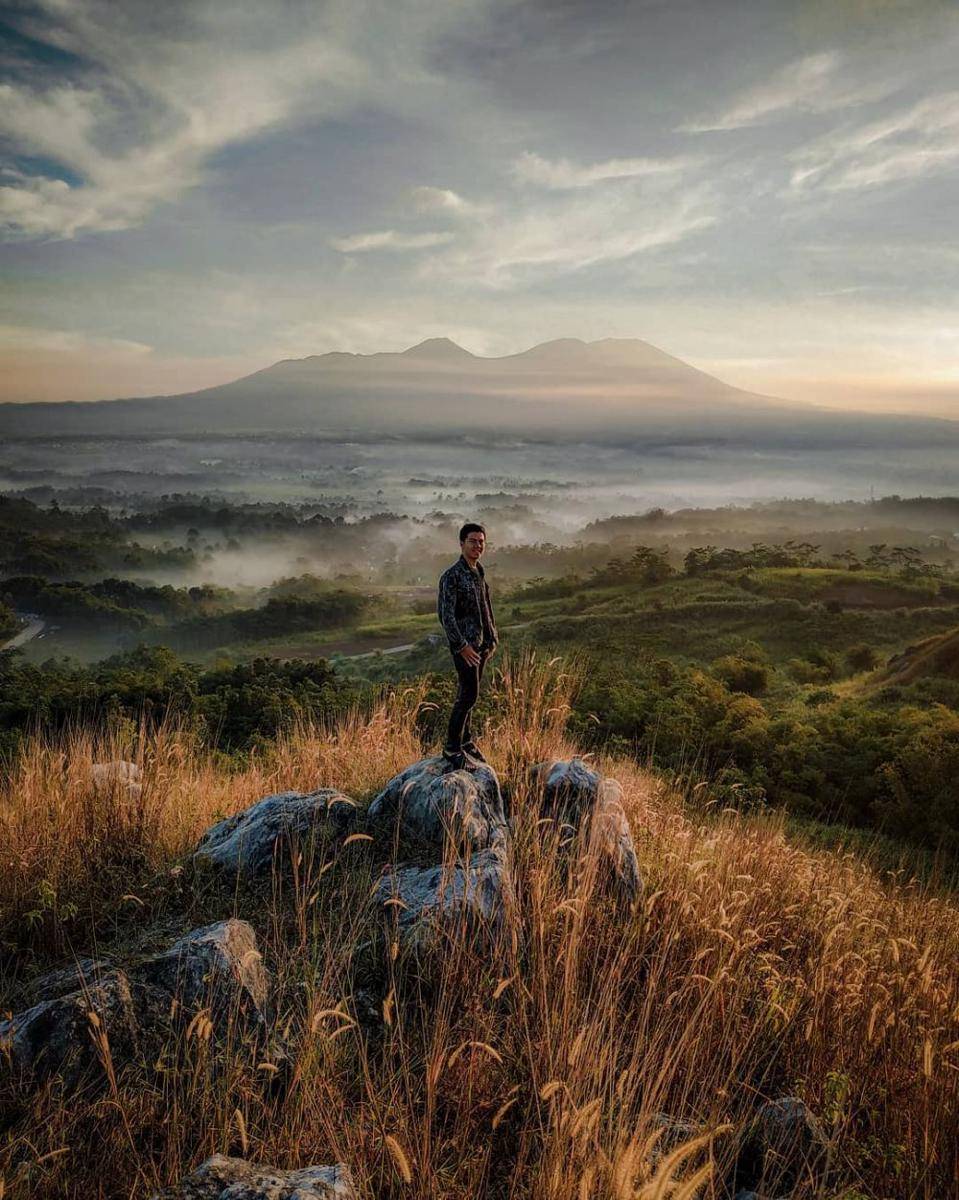 Bukit Karang Numpang (instagram.com/aditia.putra.21)