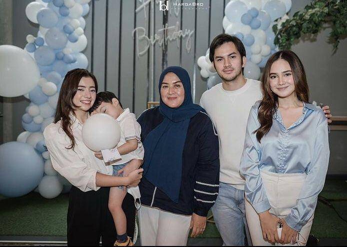 Syifa Hadju dan kakak Rizky Nazar (instagram.com/rizkinanazarr)