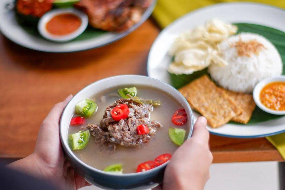 Asem-asem daging ala Glasnost Resto (instagram.com/glasnost.smg)