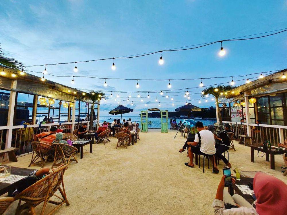 Suasana jelang berbuka di La Playa (instagram.com/best_zand)