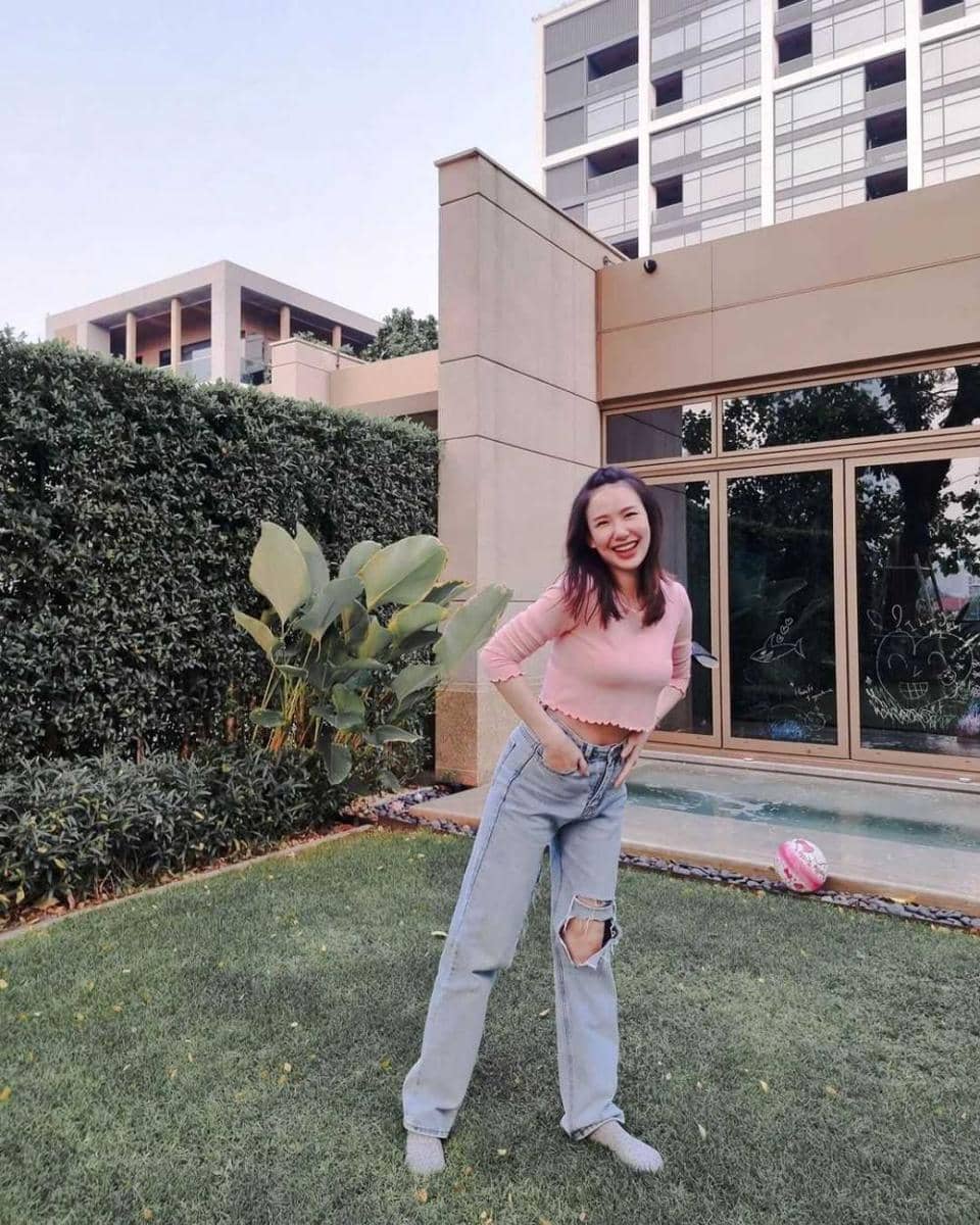outfit Cherreen Nachjaree (instagram.com/cherreen.hvk)