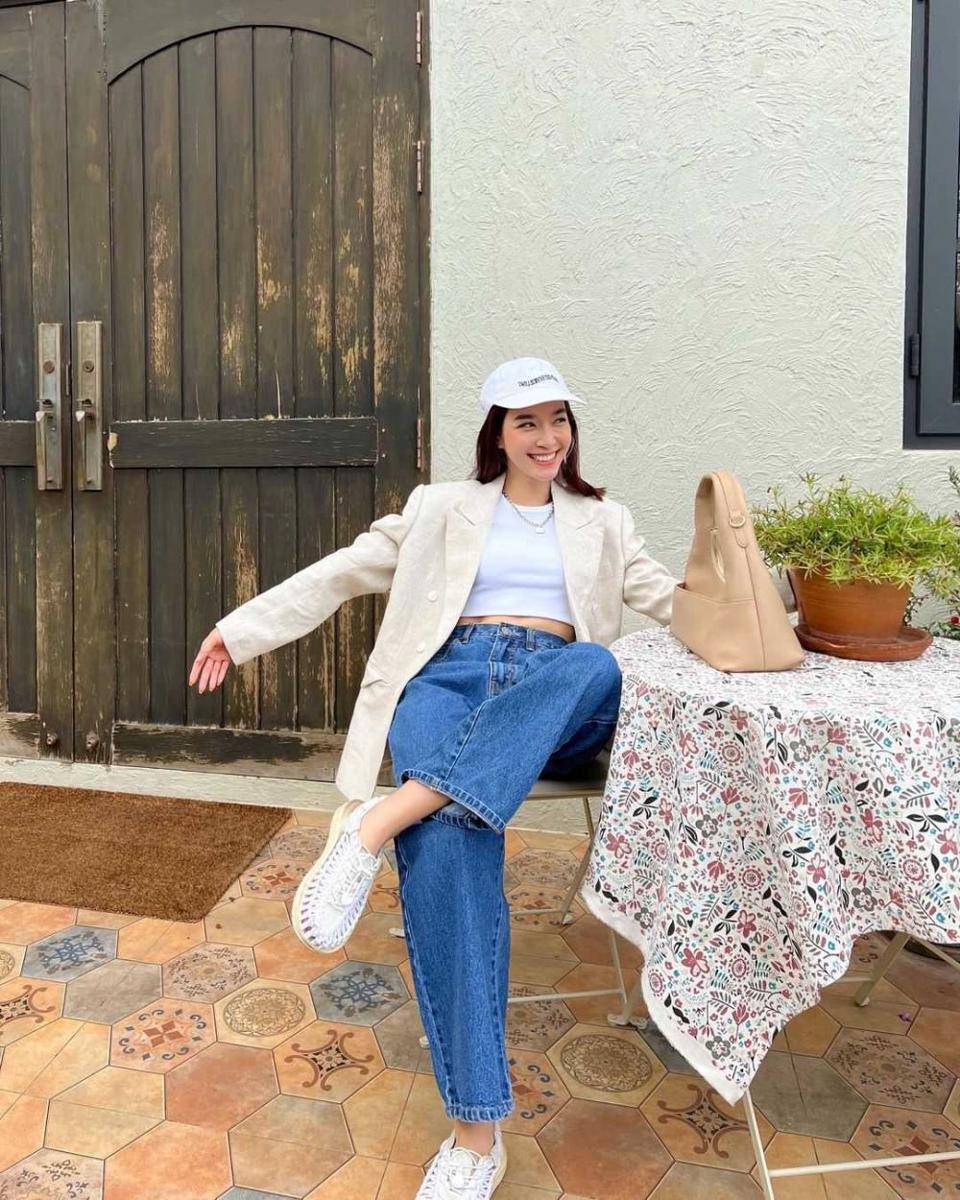 blazer ala Mo Monchanok (instagram.com/momonchanok)