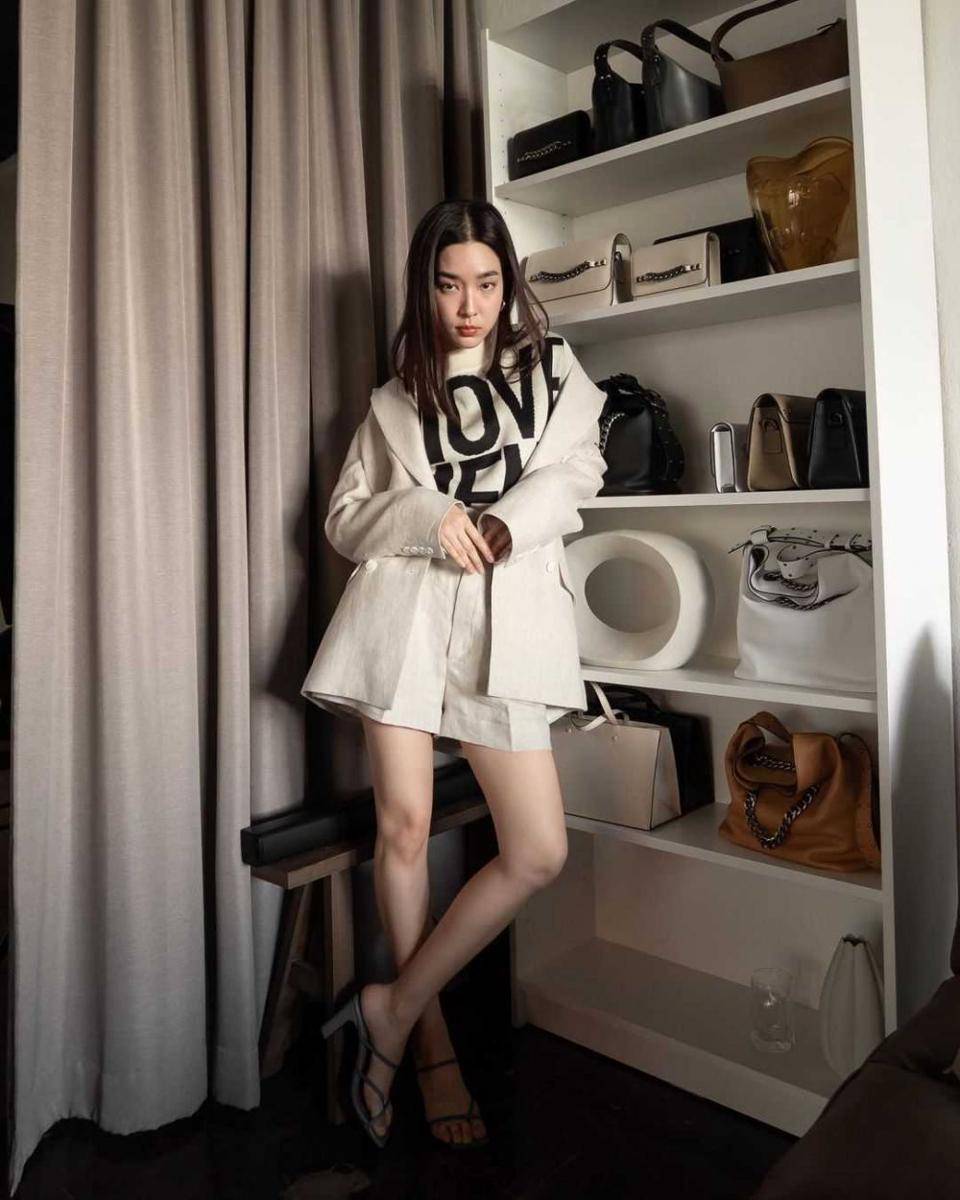 blazer ala Mo Monchanok (instagram.com/momonchanok)