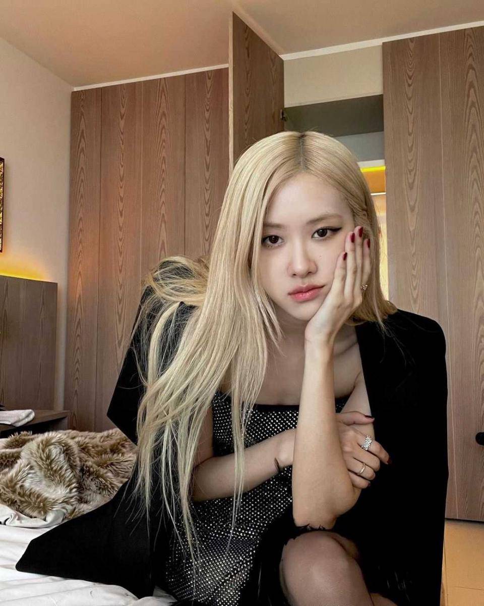 Rose BLACKPINK (instagram.com/roses_are_rosie)