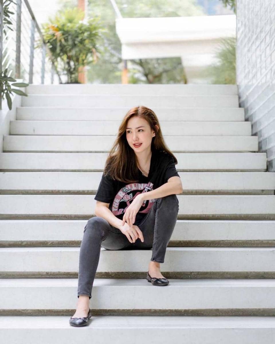 outfit Cherreen Nachjaree (instagram.com/cherreen.hvk)