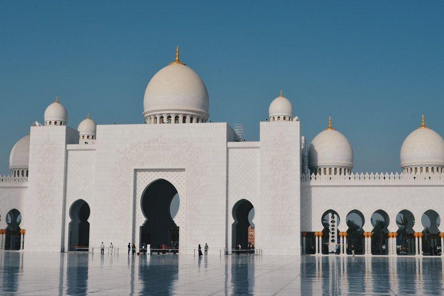 Jawaban Azan saat Dikumandangkan di Masjid Lengkap, Tambah Pahala!