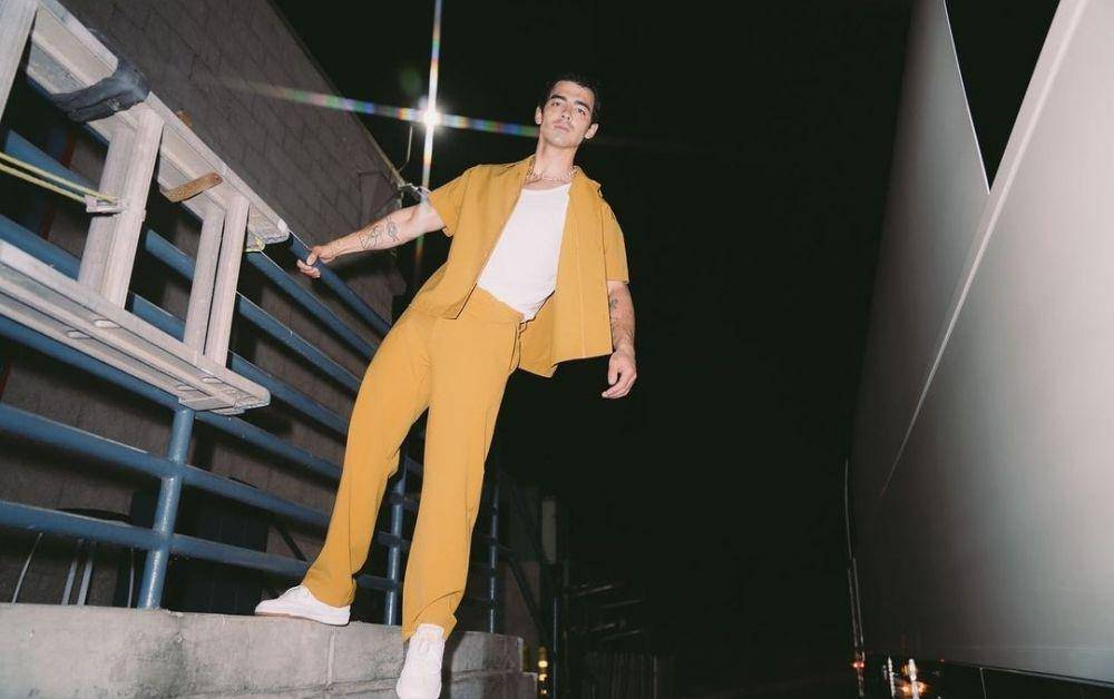 Joe Jonas (instagram.com/joejonas)