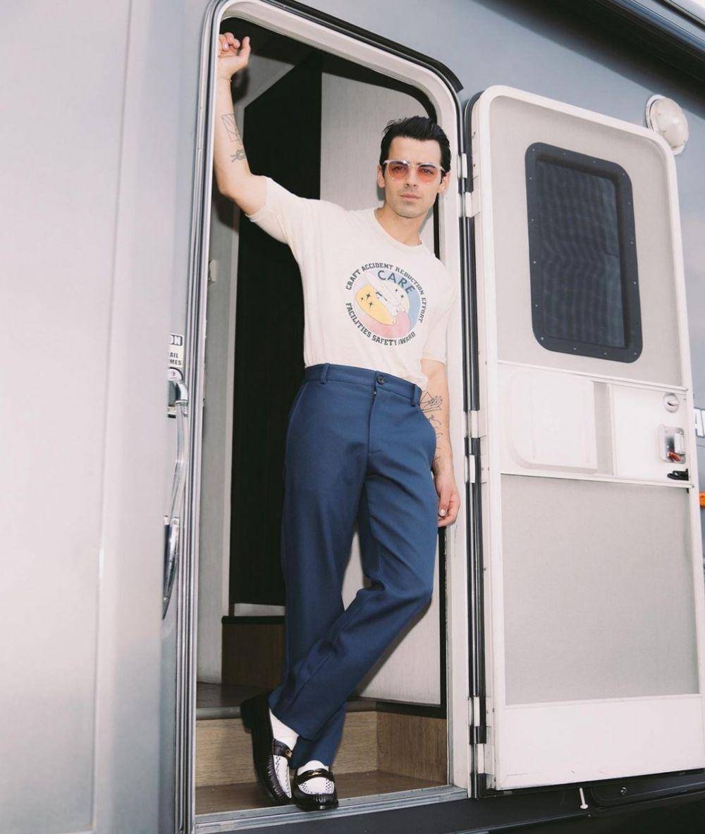 Joe Jonas (instagram.com/joejonas)