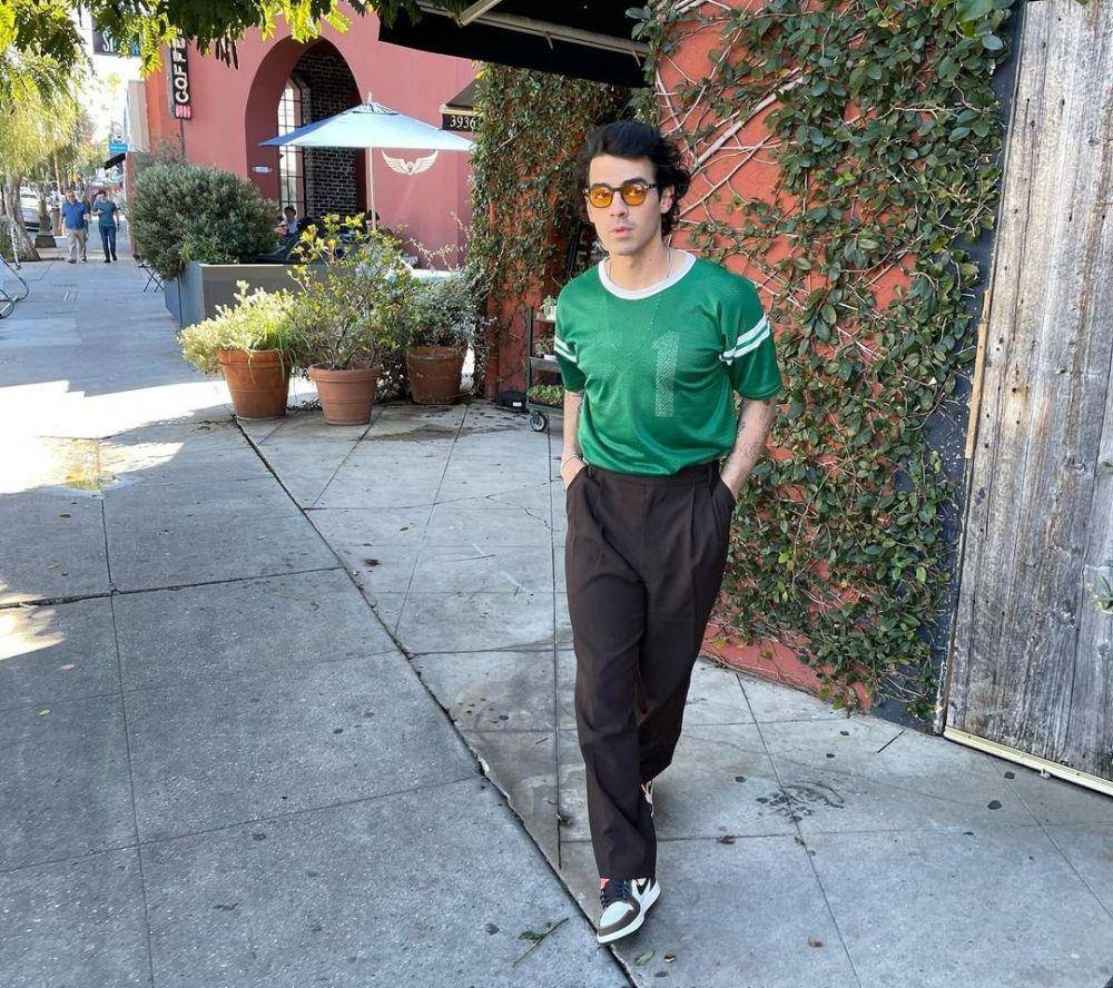 Joe Jonas (instagram.com/joejonas)