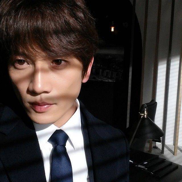 Ji Sung (instagram.com/justin_jisung)