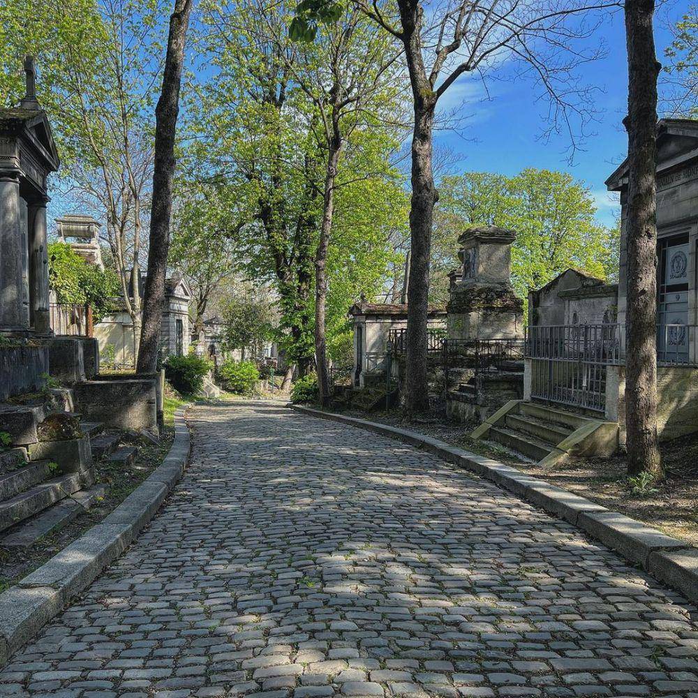 Pere Lachaise (instagram.com/mscle_)