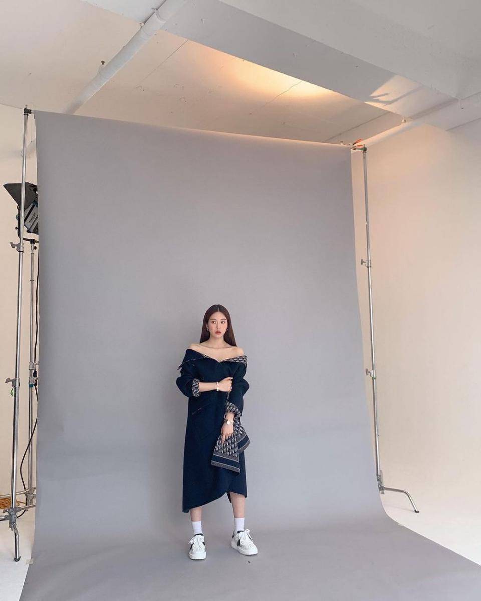 Moon Ga Young (instagram.com/m_kayoung)