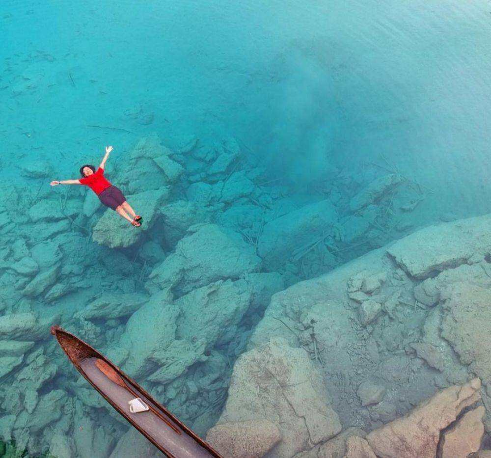Danau Ayamaru (instagram.com/mayawati_the_dreamer)