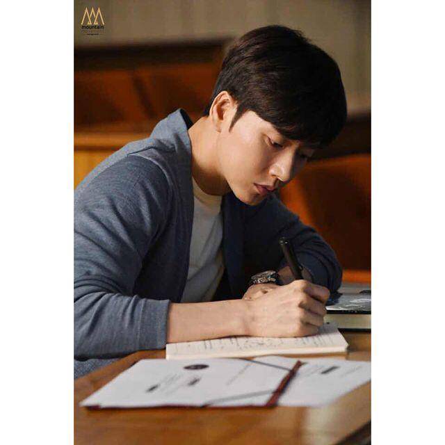 Park Hae Jin (instagram.com/parkhaejin_official)