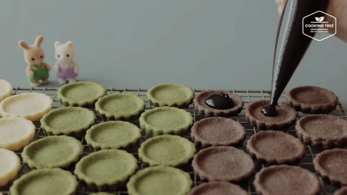 ilustrasi chocolate butter cookies (dok. youtube.com/Cooking tree 쿠킹트리)