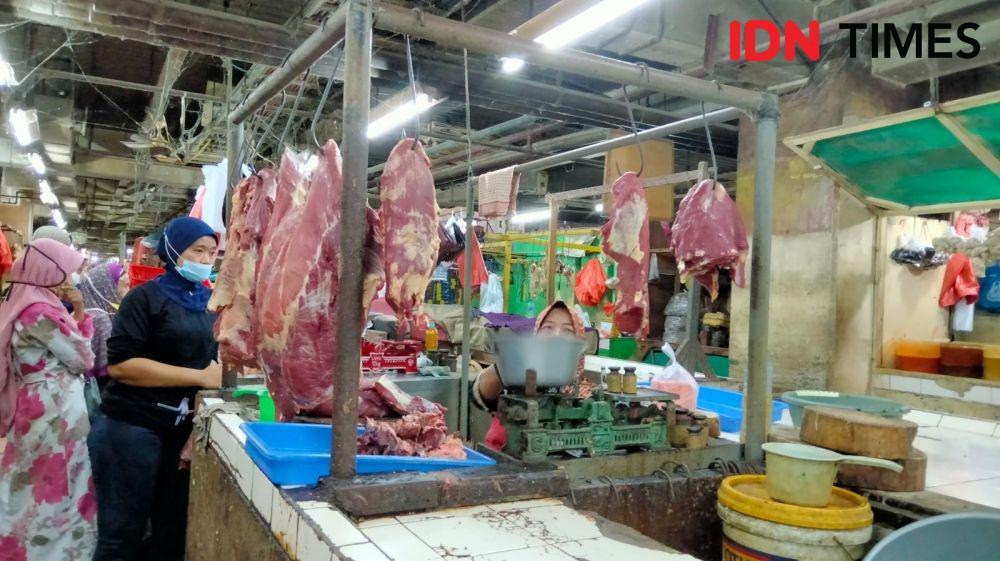 Emak-emak Jangan Sedih, Harga Daging di Surabaya Naik